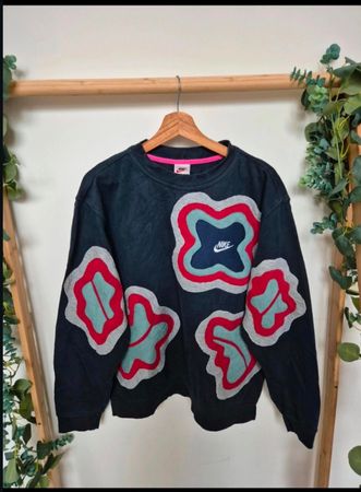 Sweatshirts Nike Upcycle soigneusement sélectionnés