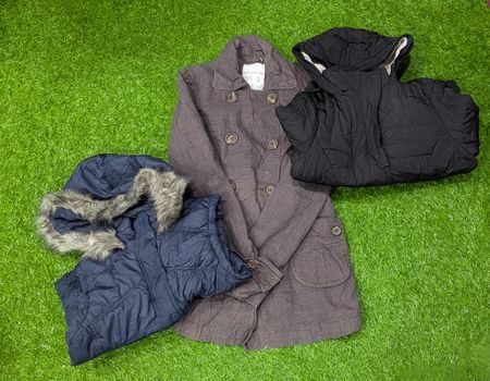 1330 - American Eagle, Hollister, Aeropostale, Abercrombie Puffer Jackets