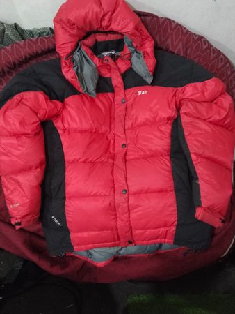 Veste en duvet Rab