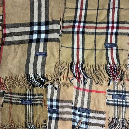 Burberry Scarve