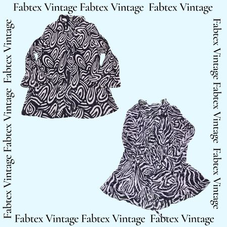(FV-723) Y2K Black White Aesthetic Printed Flared Sleeve Tops