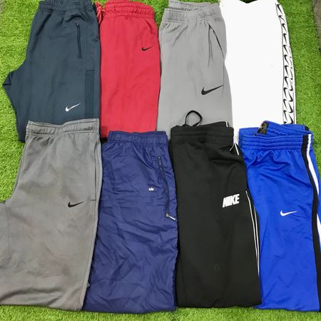 Klassische Premium Nike Trackpants