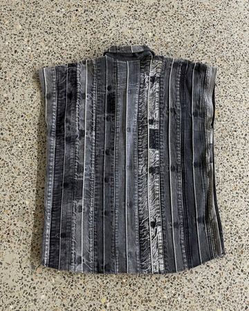 Colete de Denim Reciclado com Cinto