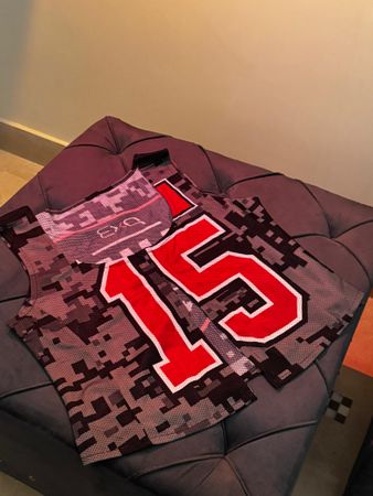 Top Cropped de Jerseys Esportivos Upcycle