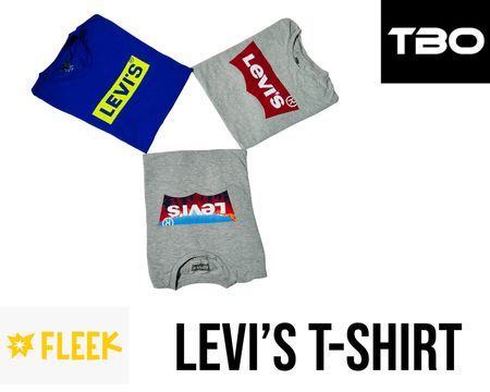 Levi’s t-shirt