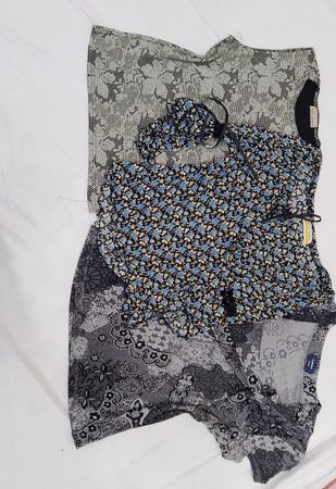 Grunge Blackish Tops (brand) Susan, Lawrence, etc