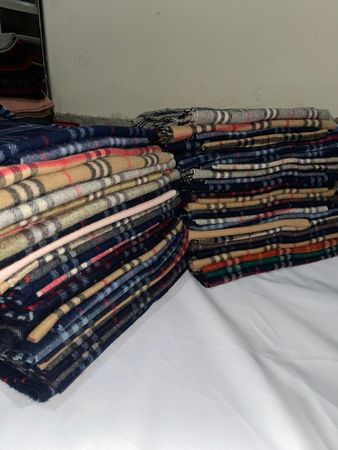 Écharpes en cachemire de laine Burberry authentiques 🧣 10/10