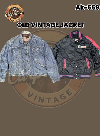 Old vintage Jacket Ak/559
