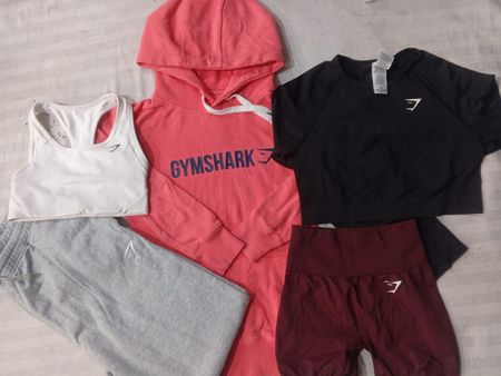 CR5679 Gymshark Mix Bundle