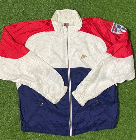 Veste coupe-vent de marque 23 pièces