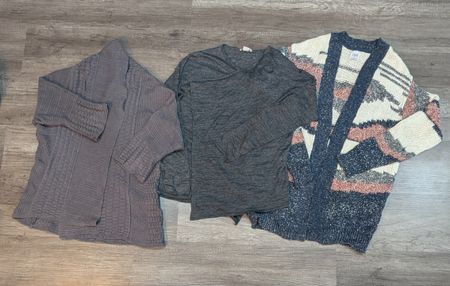 1655 ! Zara, H&M, Express & Banana Republic Cardigans
