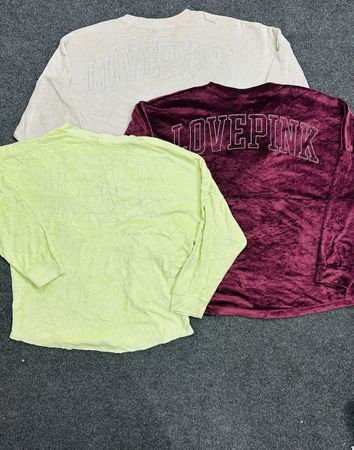 SD305 - Victoria Secret Pink Sweatshirt -