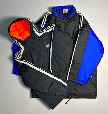 Adidas jacket’s WR_0438