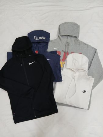 ZV1324 Nike Hoodie