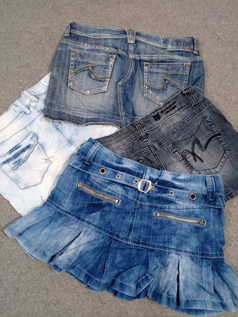 #215 Ladies Y2k Mini Skirts