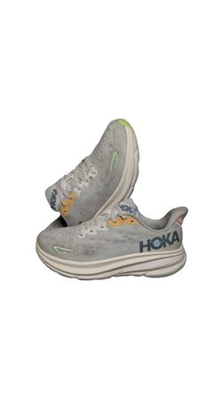 Hoka & On Cloud Shoes Bundle – 20 Pairs (Grade A&B)