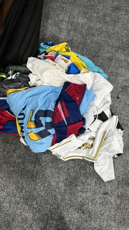 Maßgeschneiderte Handpicked-Fußballtrikots