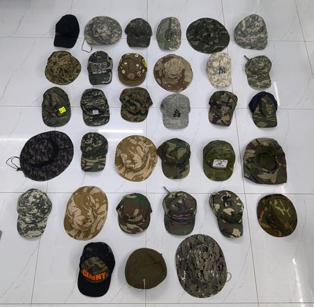 💥 RV1537 Cappelli Militari e Camo