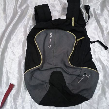 Quechua Mini Backpack Wholesale Lot – 8 Bags