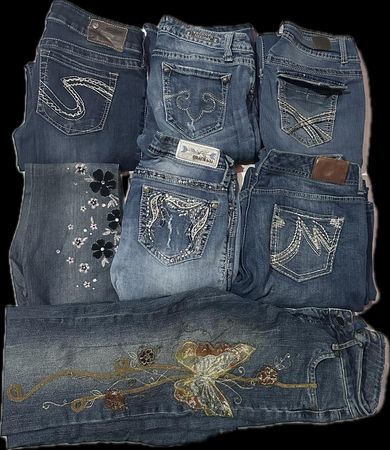 GRACE AND OTHER MIX BRANDS JEANS