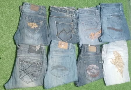 SILVER JEANS CO . AND OTHER MIX AND OTHER BRANDS JEANS (MD 1524)