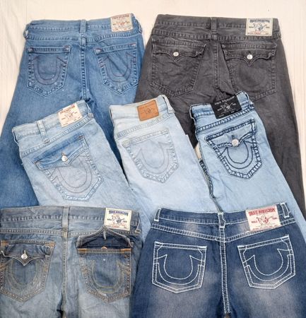 CR5742 True Religion Men’s Jeans