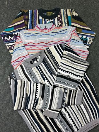 コギスタイルのセーター