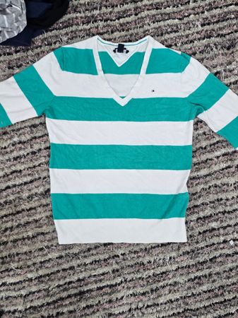 Tommy Hilfiger sweater