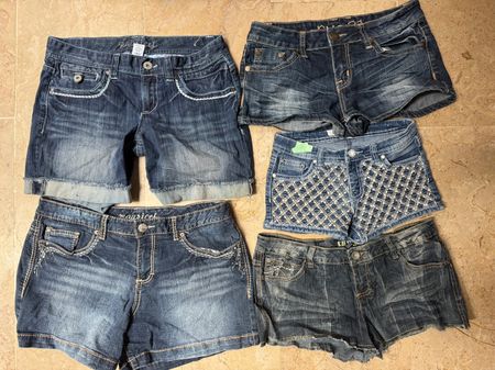 Unbranded shorts