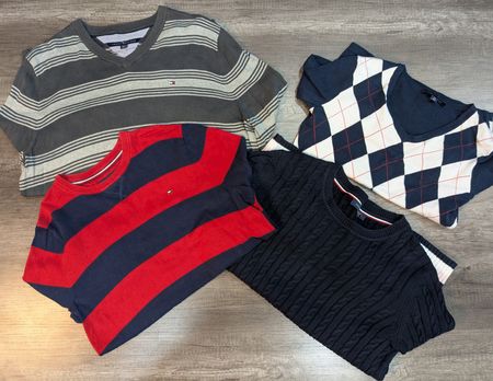 1765 - Tommy Hilfiger Sweaters