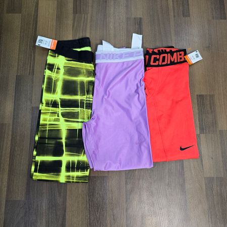 AV-0674 Nike Leggings