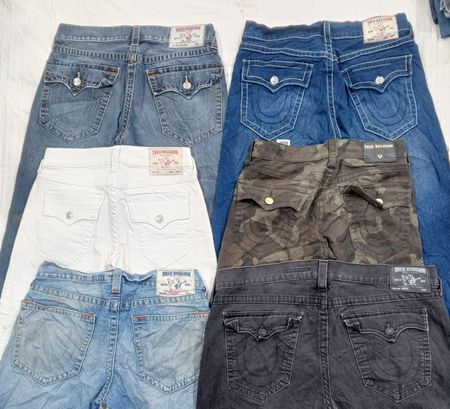 CR5753 Vintage True Religion Men’s Jeans