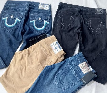 CR5781  Vintage True Religion Men’s Jeans