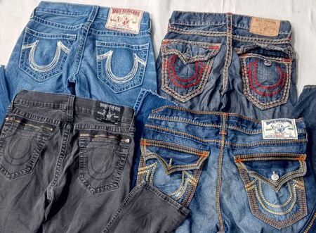 CR5783 Vintage True Religion Men's Jeans