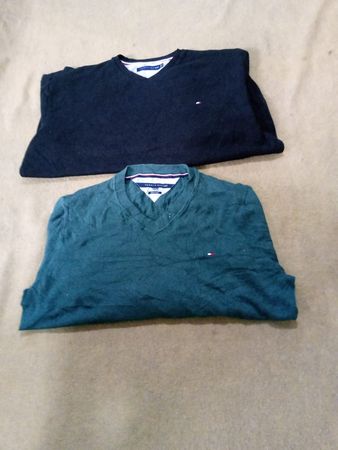 Tommy Hilfiger V neck Sweater