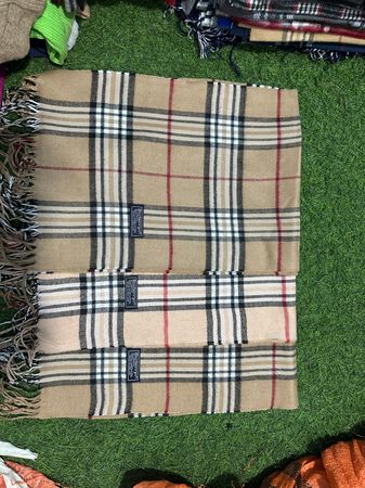 BURBERRY SCARVE 🧣