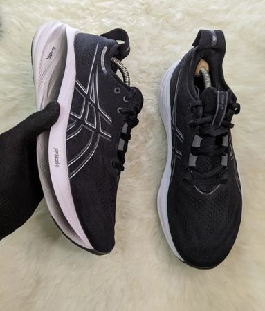 Custom handpick 6 Nike, 6 Adidas and 6  ASICS shoes and 7 pairs are Onitsuka tiger