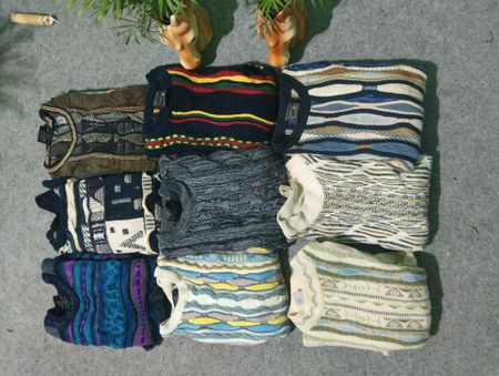 「Coogi Sweaters」
