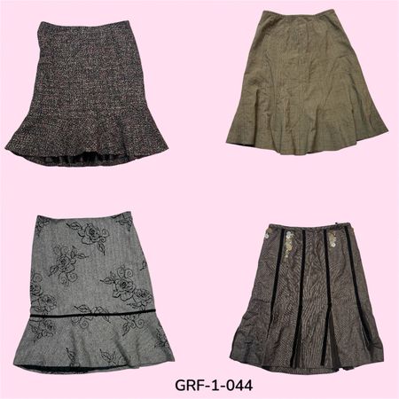 Vintage Y2K Wool Skirt – Cozy Preppy Aesthetic (GRF-1-044)
