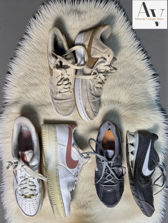 Authentische Nike-Schuhe