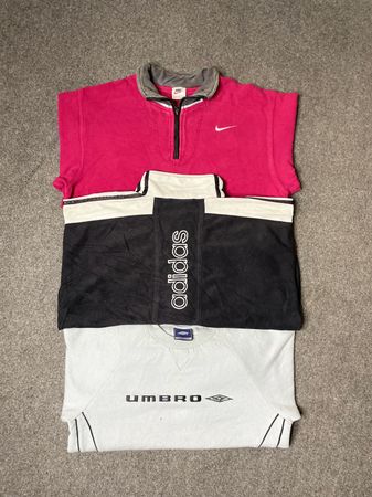 Vintage Branded Sweatshirt  80s 90s 20s 44 pieces