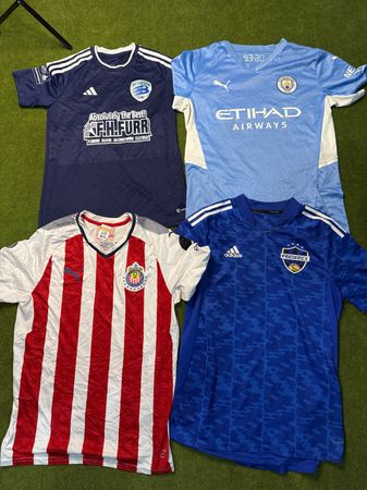 Authentische Fußball T-Shirts