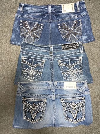 Custom handpick Y2k embroidered denim Skirt