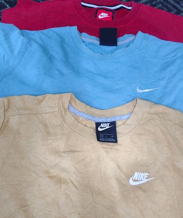 Nike sweatshirt