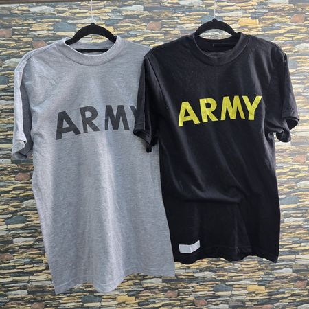 AVG-0141 US Army T-shirts