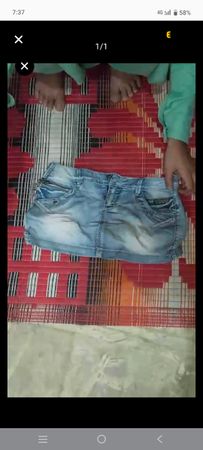 Jupes mini courtes et taille sélectionnées à la main sur mesure