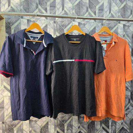 AVG-0159 Tommy Hilfiger T-Shirts