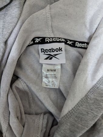 「ビンテージ フィラ、リーボック、チャンピオン、コロンビアのスウェットシャツ、21点」