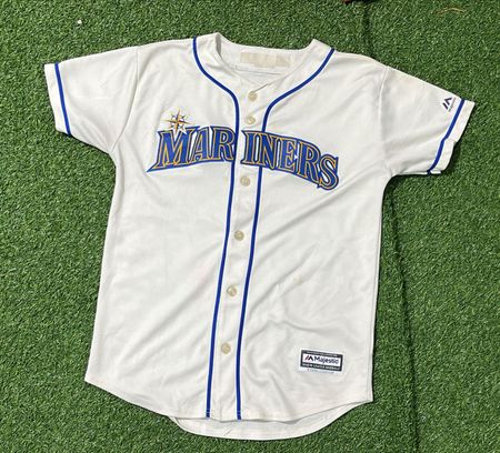 Pro Sports Women/Youth Jerseys (204)