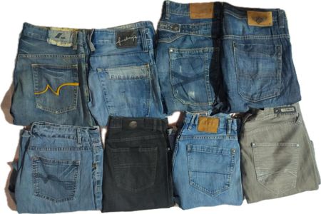 UNBRANDED BAGGY JEANS (290)